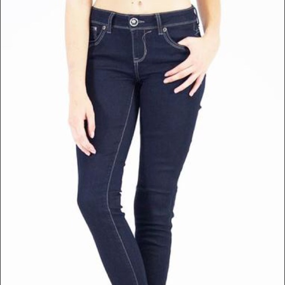 Grace in LA Jeans